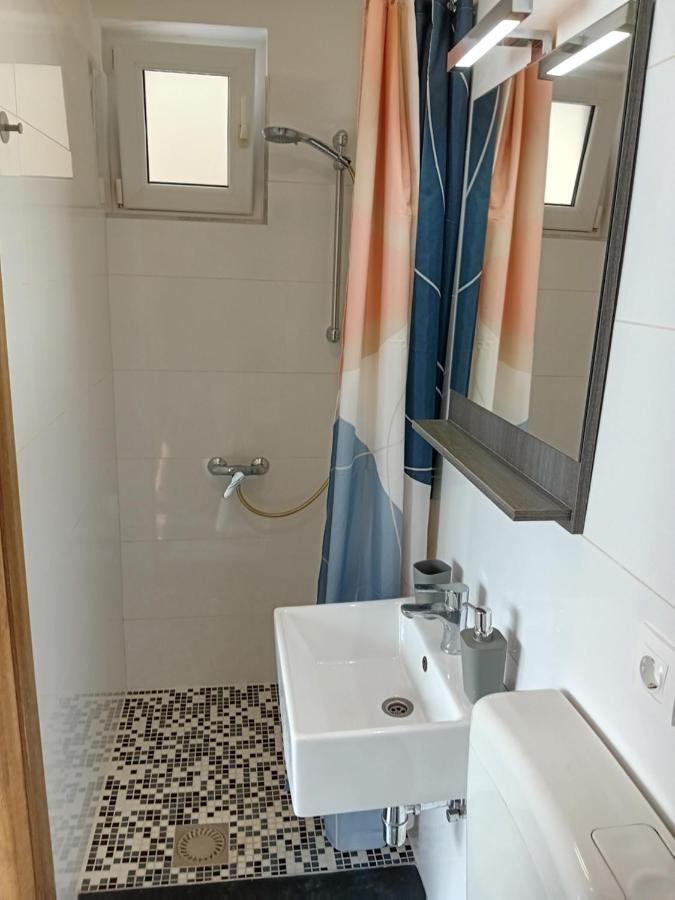 Apartment Nikol Pola Esterno foto